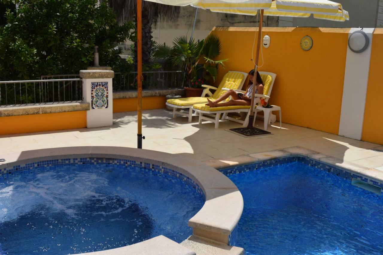Central Villa Flatlet With Pool - Free Parking And Wifi Lija Экстерьер фото